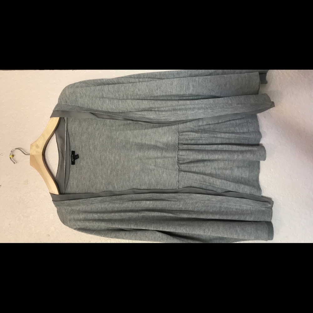 Grey cardigan